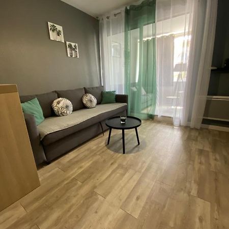 Studio A Deux Pas Des Plages Сет Екстериор снимка
