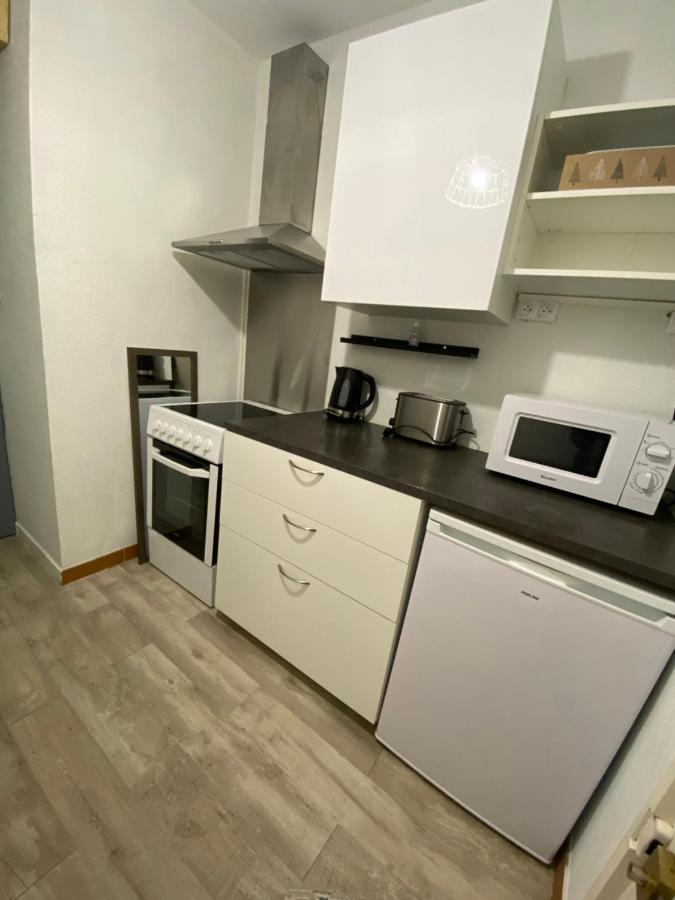 Studio A Deux Pas Des Plages Сет Екстериор снимка